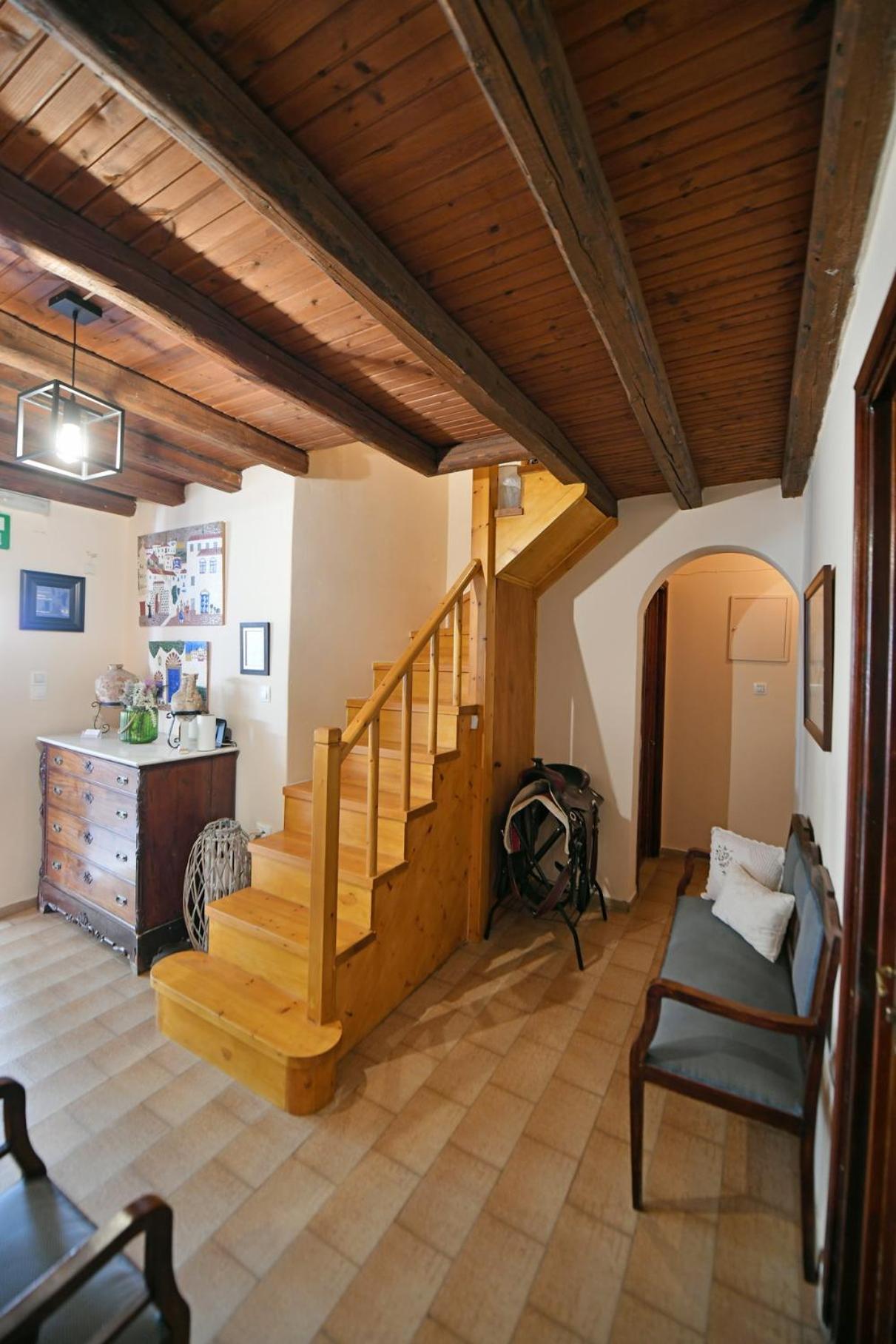 Athina Guesthouse イドラ エクステリア 写真