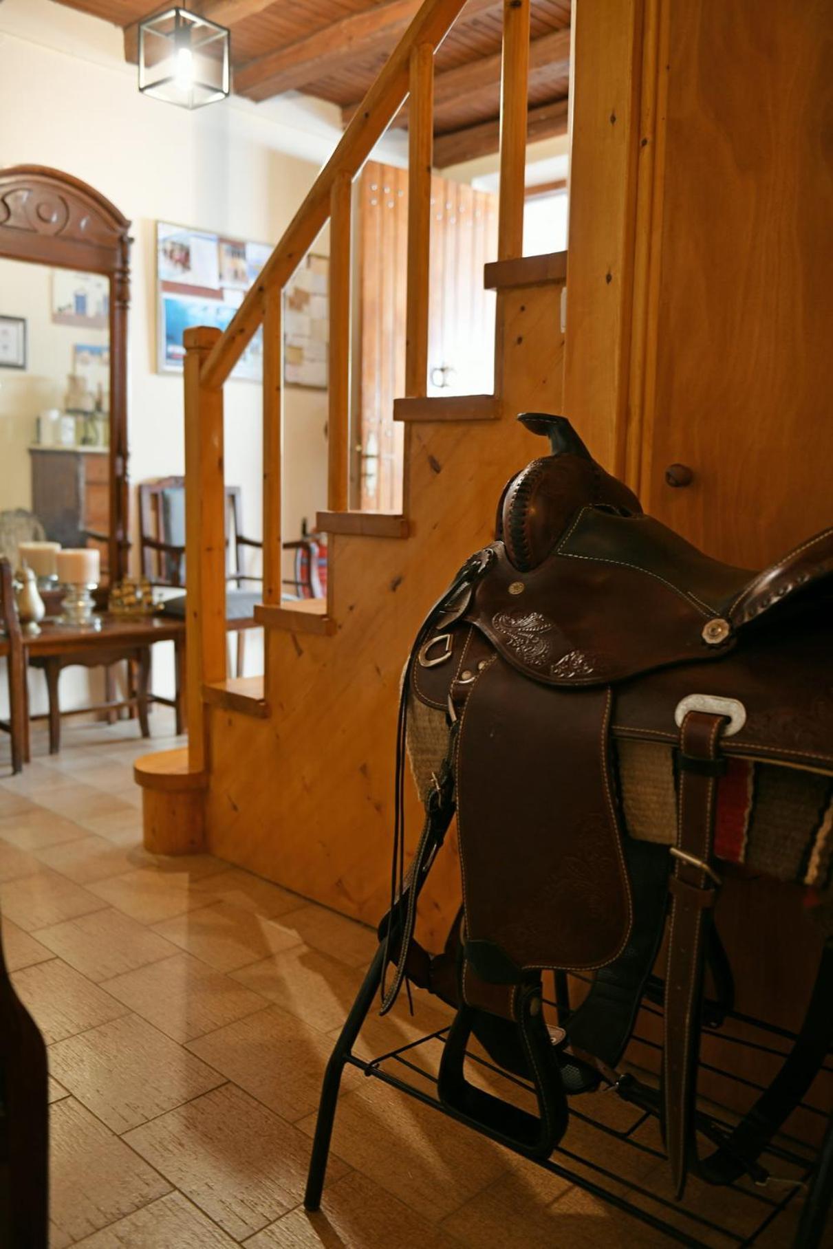 Athina Guesthouse イドラ エクステリア 写真