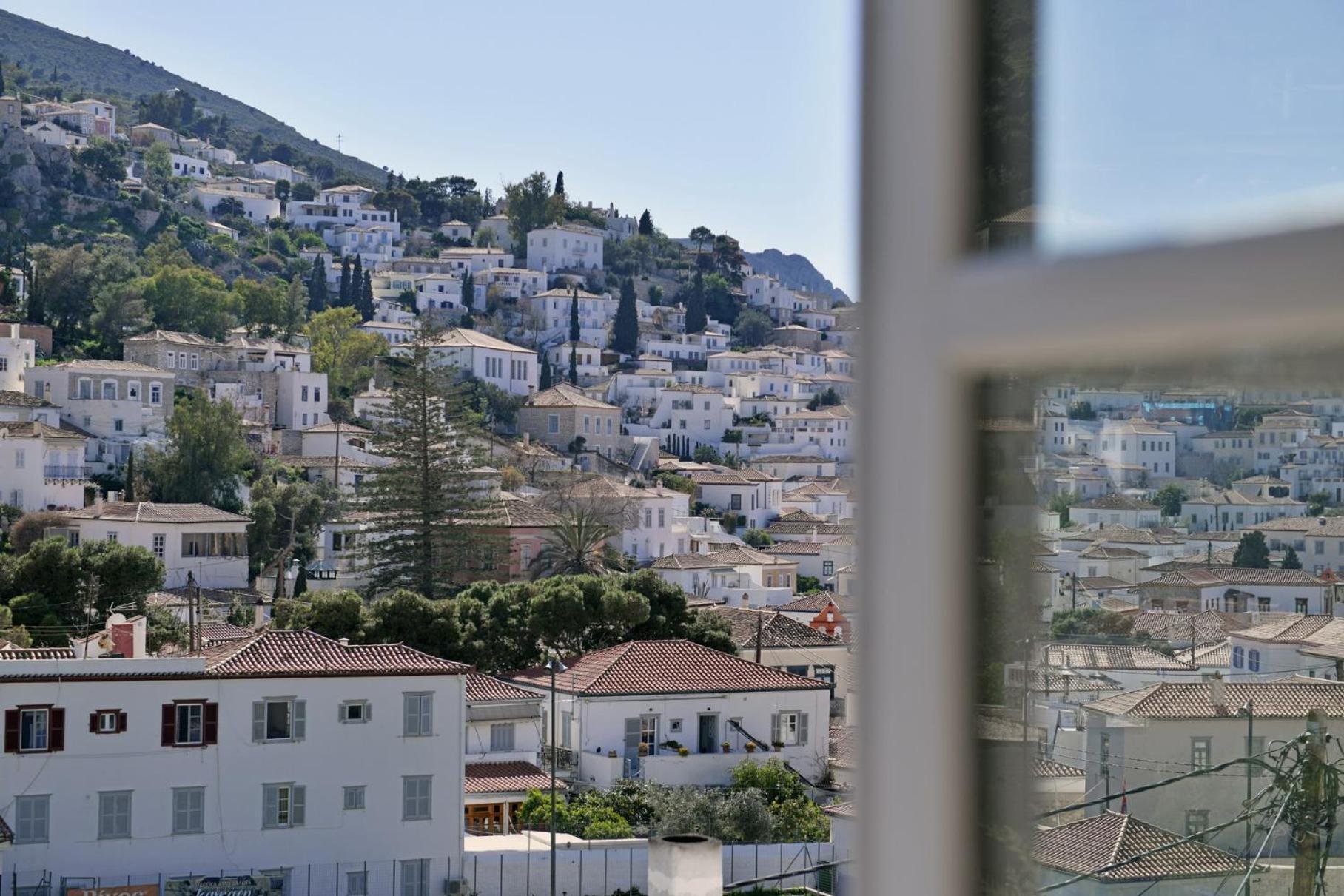 Athina Guesthouse イドラ エクステリア 写真