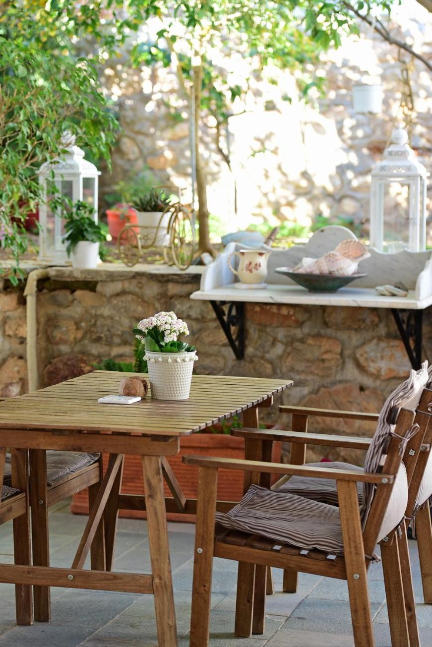 Athina Guesthouse イドラ エクステリア 写真