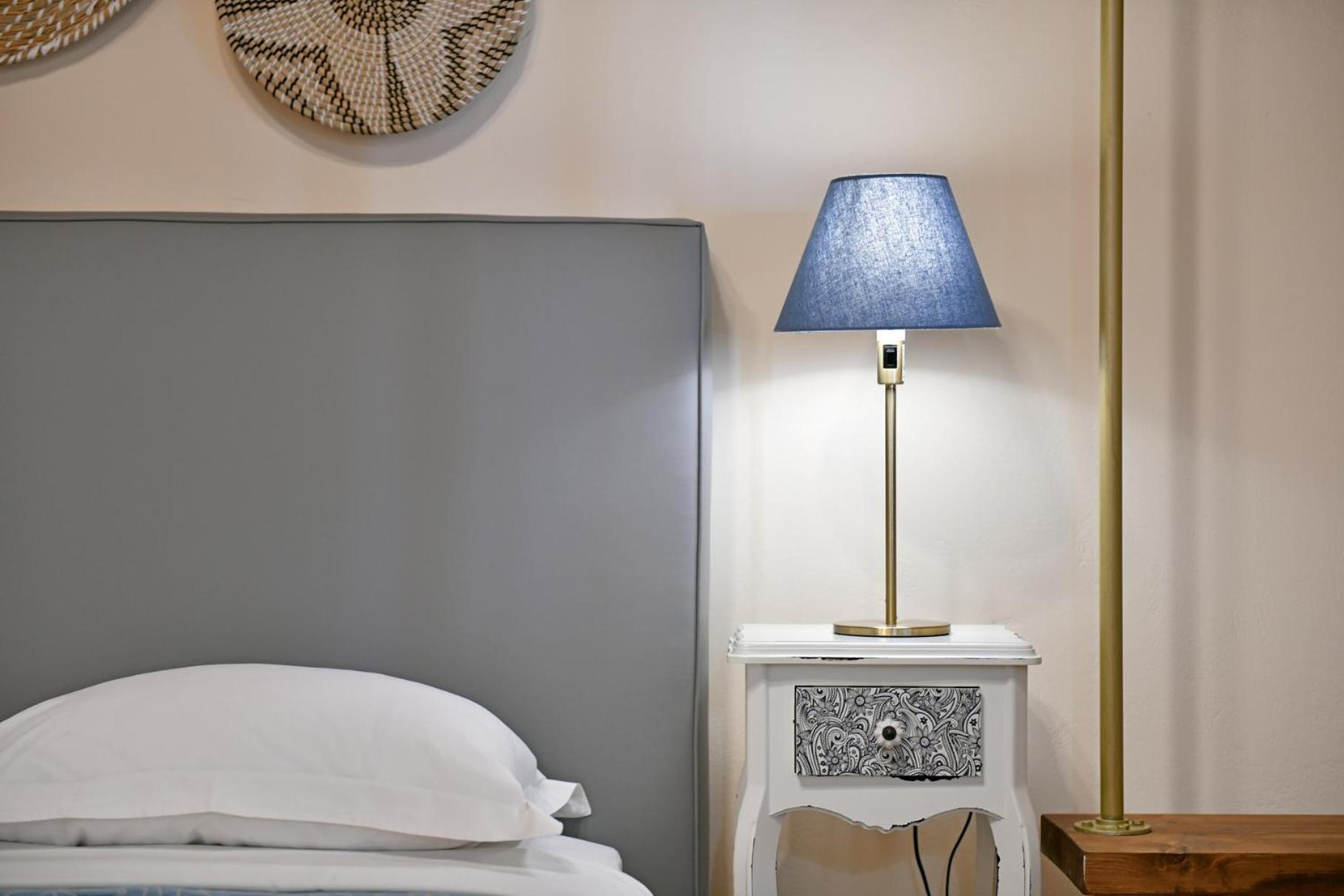 Athina Guesthouse イドラ エクステリア 写真